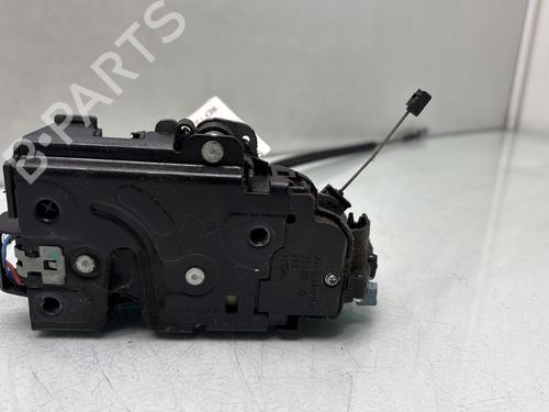 Used Front left lock VW CADDY III Box Body/MPV (2KA, 2KH, 2CA, 2CH) 2.0 SDI (70 hp) 29508240