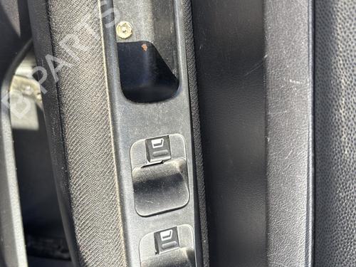 Left front window switch PEUGEOT 307 Break (3E) 2.0 HDI 90 | BP29940019I27 - Image 20