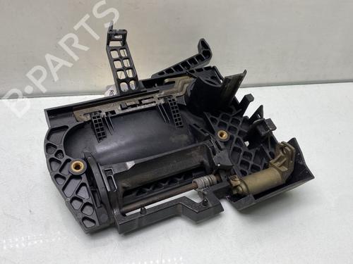 front-left-exterior-door-handle-bmw-z4-roadster-e85-2002-2003-2004-2005-2006-2007-2008-2009-31281712 main image