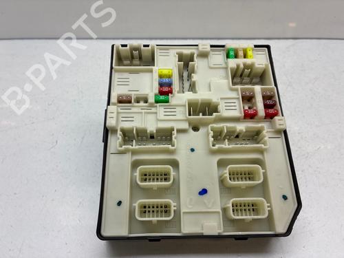 Fuse box RENAULT MASTER III Bus (JV) 2.3 dCi 100 FWD (JV0A, JV0B, JV0G, JV0H) | BP37452190E1 - Image 3