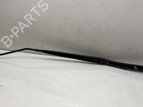 Used Front windshield wiper arm Front windshield wiper arm RENAULT CLIO IV Grandtour (KH_) 1.5 dCi 90 (KHN3, KHN4) (90 hp) 33830010 33830010