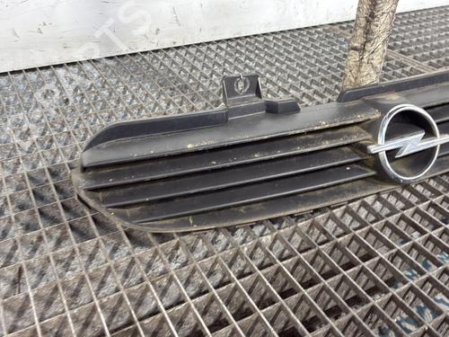 Used Grille Grille OPEL CORSA B (S93) [1993-2009] 33711384 33711384