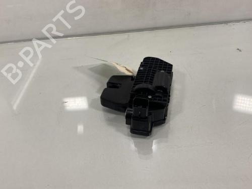Used Tailgate lock PEUGEOT 208 I (CA_, CC_) 1.6 HDi (92 hp) 19989376