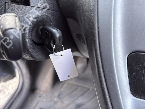 Left front door CITROËN XSARA PICASSO (N68) 1.6 HDi | BP31022947C2 