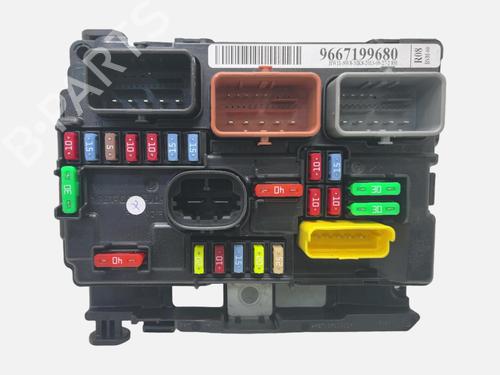 Fuse box CITROËN C3 II (SC_) 1.2 VTi 82 | BP40030124E1 - Image 3
