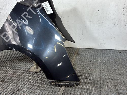 Used Right front fenders Right front fenders TOYOTA YARIS (_P9_) 1.4 D-4D (NLP90_, NLP90R) (90 hp) 33659389 33659389