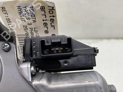 Rear wiper motor TOYOTA YARIS (_P13_) 1.5 Hybrid (NHP130_, NHP130) | BP21005178M102 