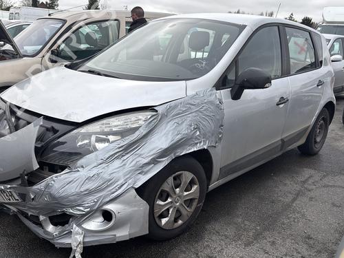 Brugte RENAULT SCÉNIC III (JZ0/1_) 1.5 dCi (110 hp) 4453075