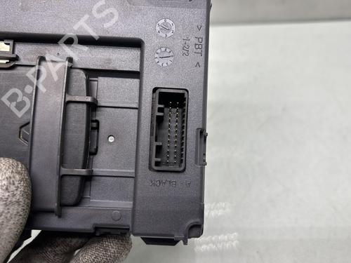 Used Card reader Card reader RENAULT CLIO IV (BH_) 1.5 dCi 75 (75 hp) 33238342 33238342