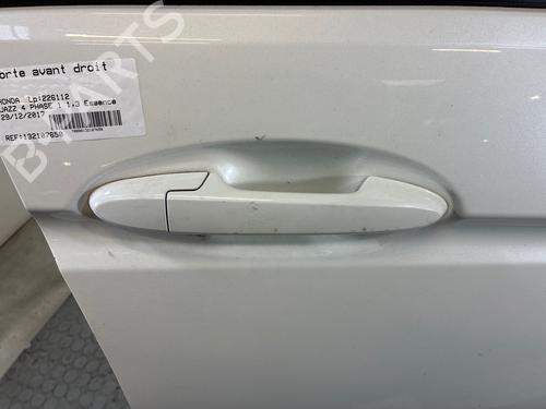 Used Right front door Right front door HONDA JAZZ IV (GK_) 1.3 (102 hp) 39902240 39902240