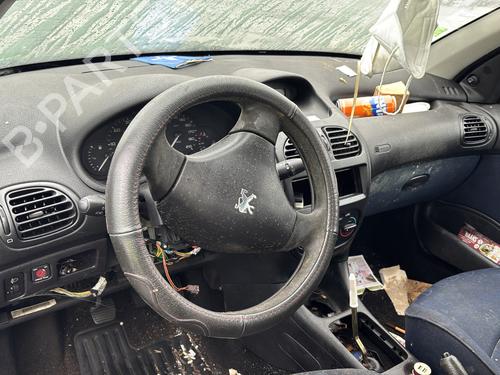 Fuse box PEUGEOT 206 Hatchback (2A/C) 1.4 HDi eco 70 | BP29141726E1 