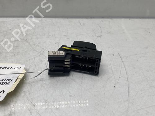Used Right front window switch Right front window switch SUZUKI SWIFT III (MZ, EZ) 1.3 DDiS (RS413D) (69 hp) 19963593 19963593