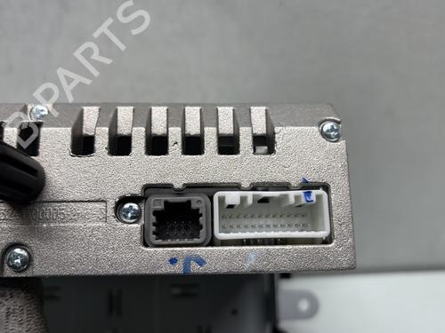 Radio DACIA SANDERO II TCe 90 (B8M1, B8MA, B8AC) | BP29615444E6