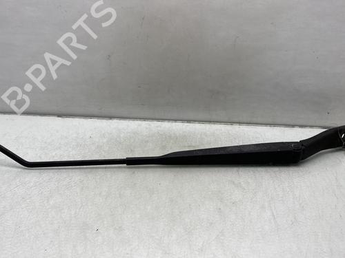 Used Front windshield wiper arm NISSAN MICRA III (K12) 1.2 16V (80 hp) 24428263