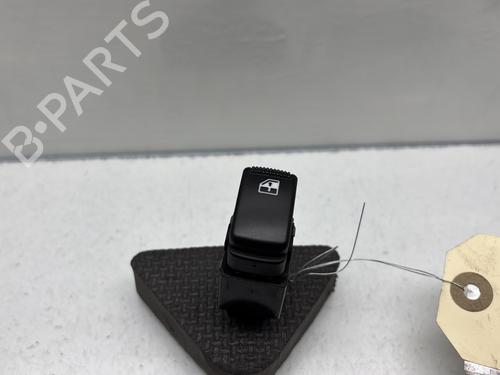 Używane Przełącznik szyby przedniej prawej KIA SORENTO I (JC) 2.5 CRDi 4WD (140 hp) 30791181