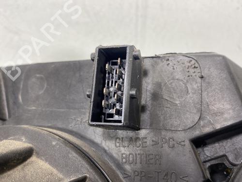 Left headlight PEUGEOT 307 Break (3E) 2.0 HDI 110 | BP29748994C28 