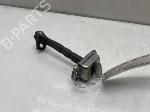 Used Hinge/Door check strap Hinge/Door check strap TOYOTA YARIS (_P13_) 1.5 Hybrid (NHP130_, NHP130) (101 hp) 28704819 28704819
