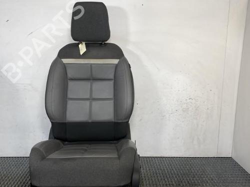 Used Seats set Seats set CITROËN C5 AIRCROSS (A_) 1.5 BlueHDi 130 (ACYHZJ, ACYHZR) (131 hp) 22362365 22362365