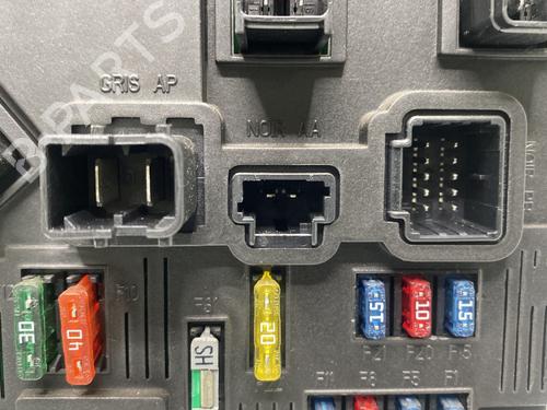 Fuse box PEUGEOT 206 Hatchback (2A/C) 1.1 i | BP30082628E1