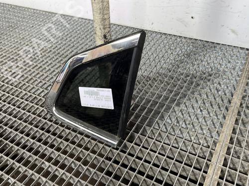 Rear right quarter glass NISSAN QASHQAI II SUV (J11, J11_) 1.2 DIG-T | BP28360556C92 
