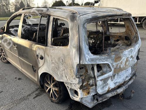 Engine control unit (ECU) VW TOURAN (1T3) 1.6 TDI | BP28797852M57  - Image 12