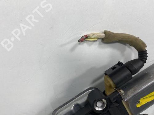 Used Front right window mechanism Front right window mechanism TOYOTA YARIS (_P1_) 1.0 (SCP10_, SCP10R) (68 hp) 20026177 20026177