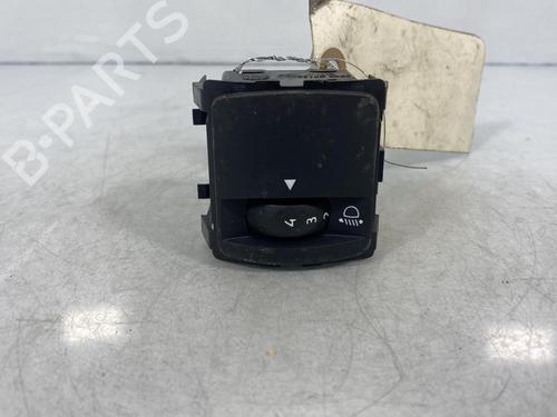 Used Headlight switch Headlight switch RENAULT MEGANE IV Hatchback (B9A/M/N_) 1.8 RS TCe 280 (B9M6) (279 hp) 20026022 20026022