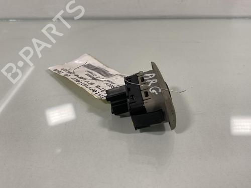 Used Left rear window switch Left rear window switch CITROËN C5 II (RC_) 2.0 HDi (RCRHRH) (136 hp) 19995185 19995185