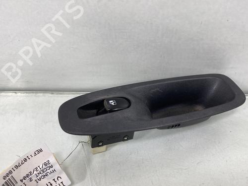 Used Right front window switch HYUNDAI ACCENT II (LC) 1.5 CRDi (82 hp) 29574640