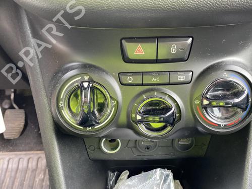 Left headlight PEUGEOT 208 I (CA_, CC_) 1.2 VTI 82 | BP28672599C28 