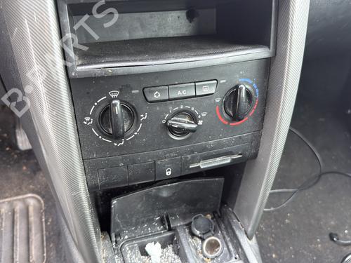 Fuse box PEUGEOT 207 (WA_, WC_) 1.6 HDi | BP30941013E1