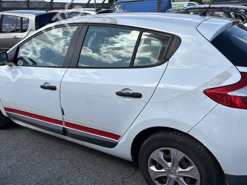 Electronic module RENAULT MEGANE III Hatchback (BZ0/1_, B3_) 1.5 dCi (BZ09, BZ0D, BZ1W, BZ29, BZ14) | BP31887111M83  - Image 8