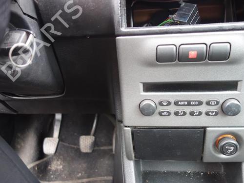 Grill OPEL ZAFIRA A MPV (T98) 2.2 DTI 16V (F75) | BP20032037C40 
