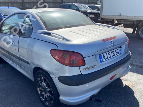 Fuse box PEUGEOT 206 CC (2D) 2.0 S16 | BP38296765E1 - Image 4