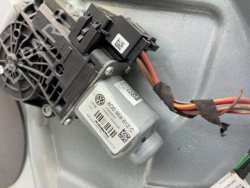 Used Rear right window mechanism Rear right window mechanism VW POLO IV (9N_, 9A_) 1.4 TDI (70 hp) 39901920 39901920