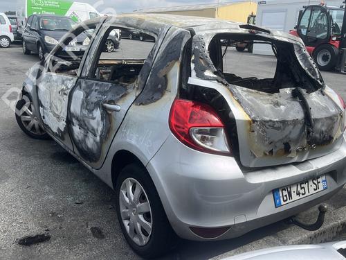 Right front fog light RENAULT CLIO III (BR0/1, CR0/1) 1.2 16V Hi-Flex (BR1U, CR1U) | BP30176914C31 