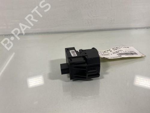 Comutador Comutador RENAULT SCÉNIC III (JZ0/1_) 1.5 dCi (110 hp) 20021113 20021113