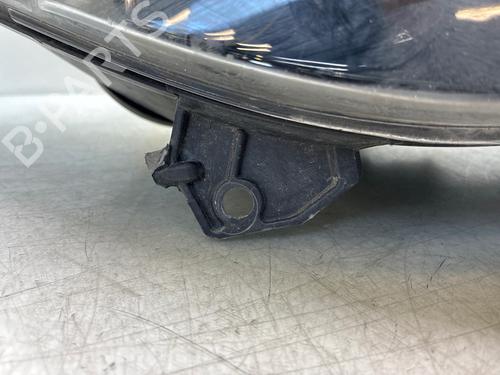 Used Right headlight Right headlight PEUGEOT 307 (3A/C) 1.6 HDi (90 hp) 36439410 36439410