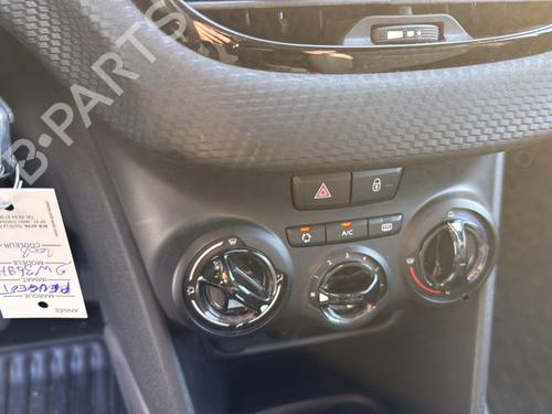 Brugte PEUGEOT 2008 I (CU_) 1.2 VTi 4556659