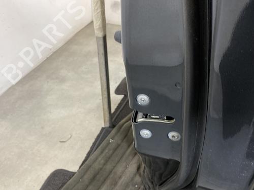 Right front door RENAULT KOLEOS I (HY_) 2.0 dCi (HY0K) | BP26026923C3 