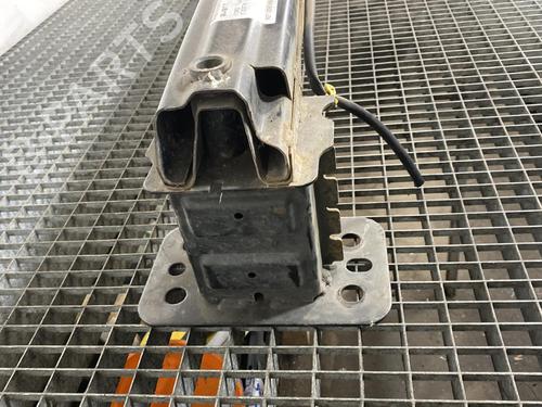 Front bumper reinforcement FORD FIESTA V (JH_, JD_) 1.3 | BP27611399C109 