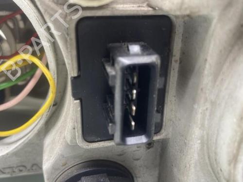 Right headlight VOLVO V40 Estate (645) 1.9 DI | BP19959538C29 