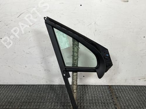 Vidro triangular frente esquerdo Vidro triangular frente esquerdo PEUGEOT 208 I (CA_, CC_) 1.6 HDi / BlueHDi 75 (75 hp) 34561026 34561026