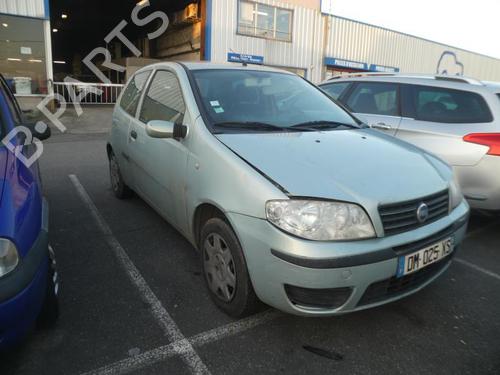 Left front steering knuckle FIAT PUNTO (188_) 1.2 60 (188.030, .050, .130, .150, .230, .250) | BP19972081M25 