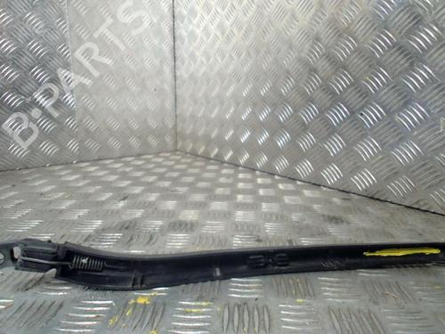 Rear windshield wiper arm BMW 5 Touring (E61) 525 d 61627066173