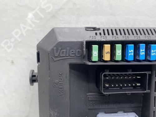 Used Fuse box PEUGEOT 208 I (CA_, CC_) 1.2 VTi 68 / PureTech 68 (68 hp) 19992373
