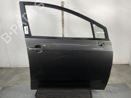 Used Right front door TOYOTA COROLLA Verso (ZER_, ZZE12_, R1_) 2.2 D-4D (AUR10_, AUR10R) (136 hp) 24377361