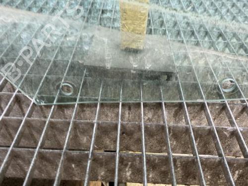 Used Front right door window Front right door window 21963046 21963046