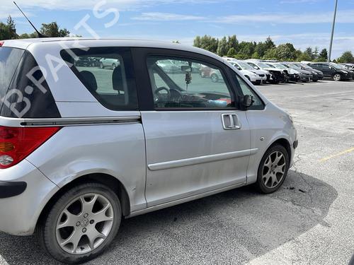 Engine control unit (ECU) PEUGEOT 1007 (KM_) 1.4 HDi | BP21196535M57 