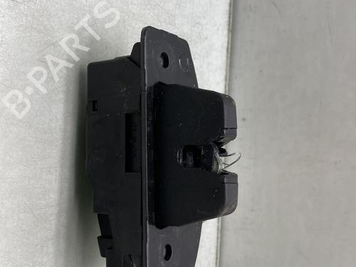 Used Tailgate lock PEUGEOT 3008 II SUV (MC_, MR_, MJ_, M4_) 1.2 THP/ PureTech 130 (MRHNSM, MRHNSU, MRHNSJ, MRHNYW,... (131 hp) 23765822